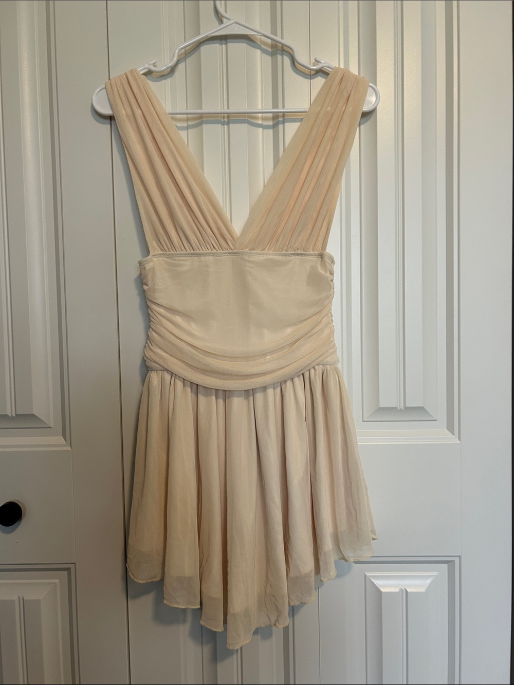 SHEIN Women’s Cream V-Neck Chiffon Dress